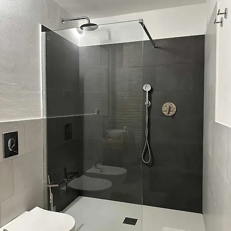 Pensión C&o Savoia Deluxe Cagliari